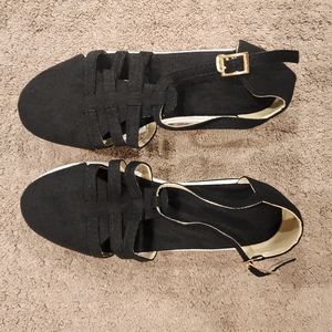 Womens shoes